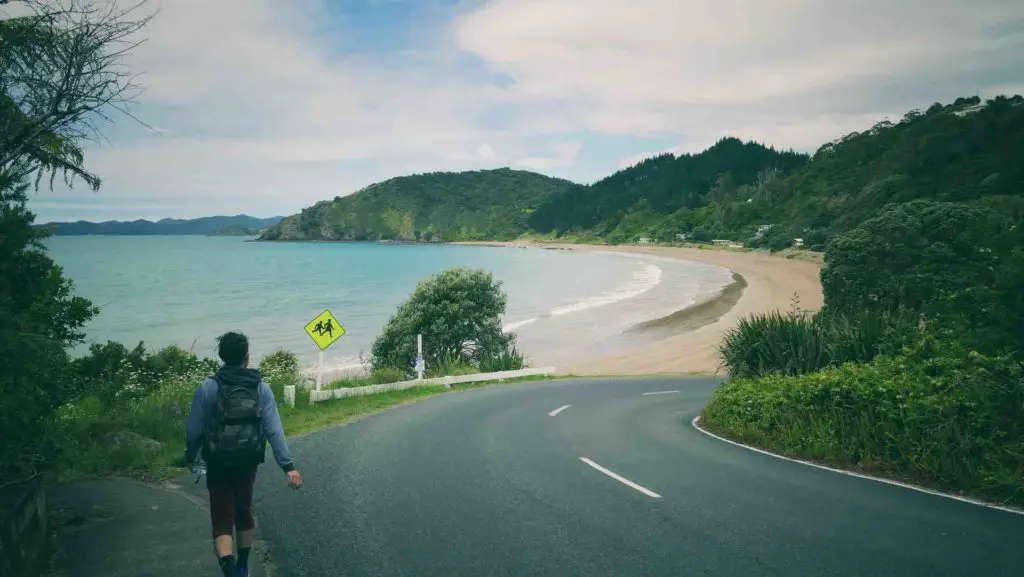 New Zealand - best countries for an amazing solo hitchhiking experience