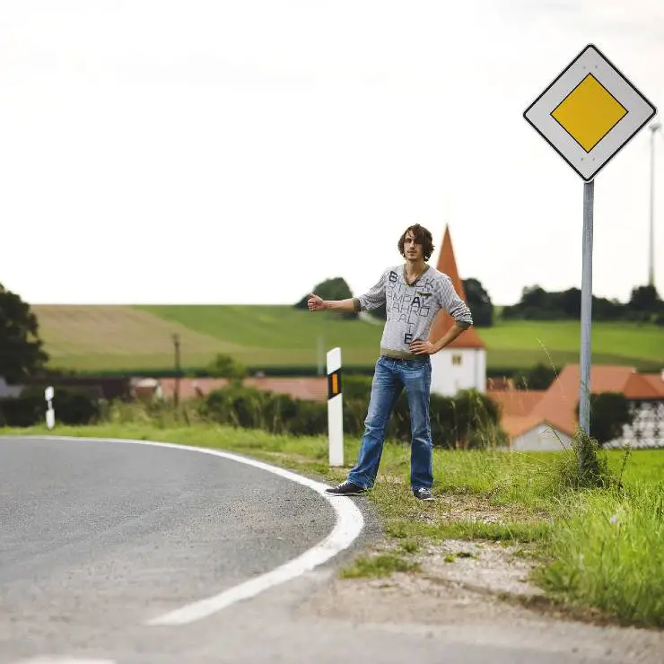 is France safe for hitchhiking