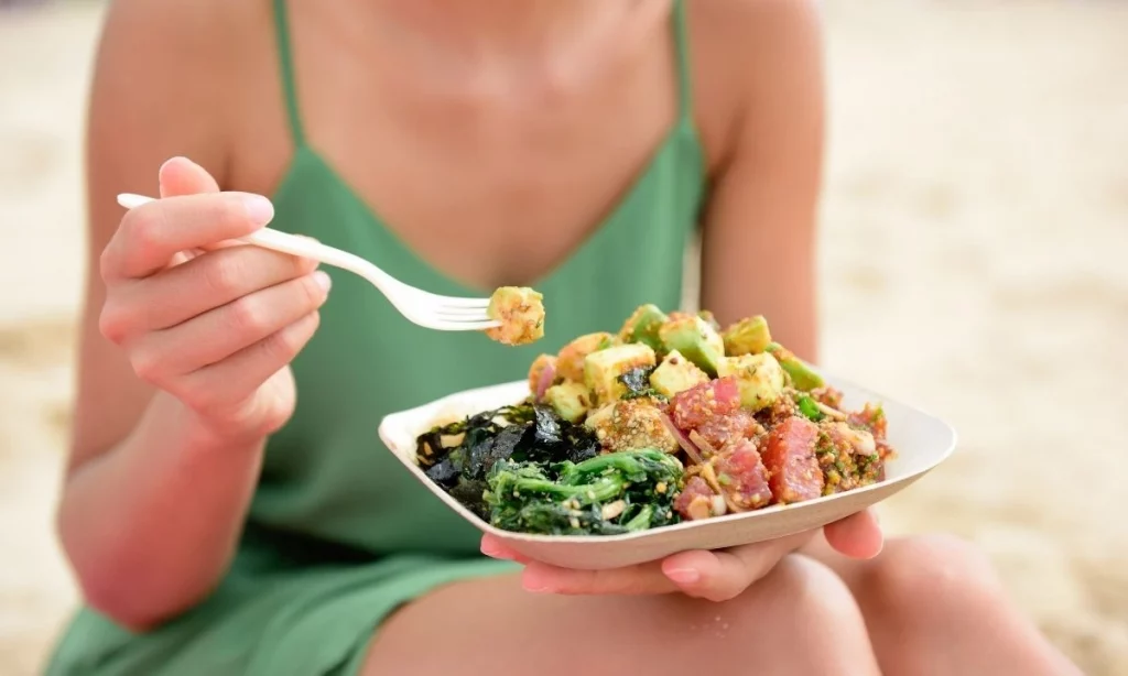 Hawaii or Tahiti: Poke Bowl Salad