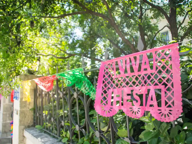Fiesta Texas decorations, San Antonio